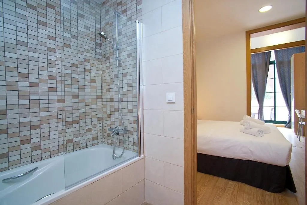 Hostal Bella Lola Barcelona Guest house