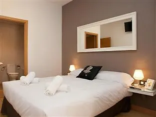 ** Guest house Hostal Bella Lola Barcelona Spain